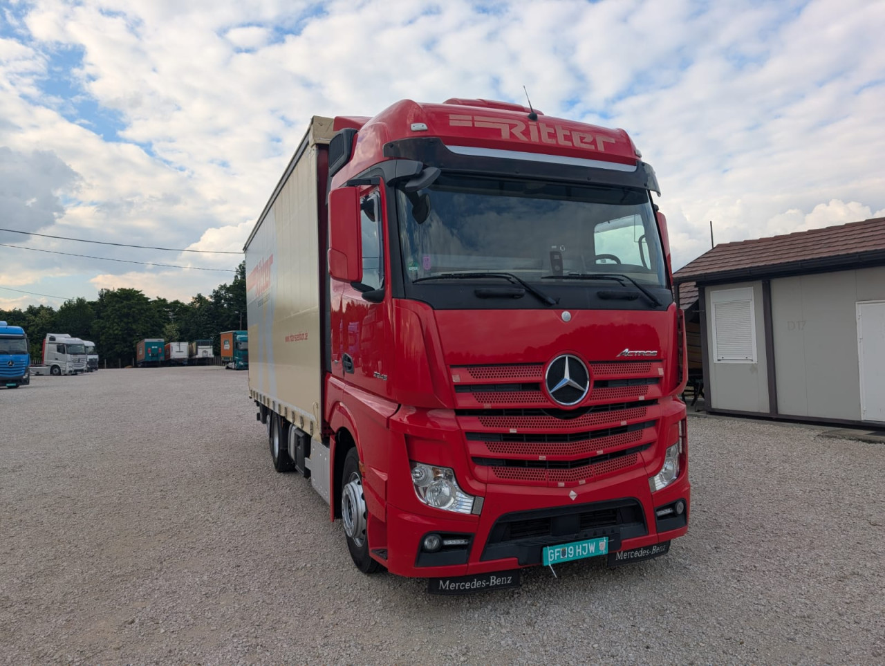 KAMION MERCEDES AKTROS 2545  BIGSPACE,PRATEĆA