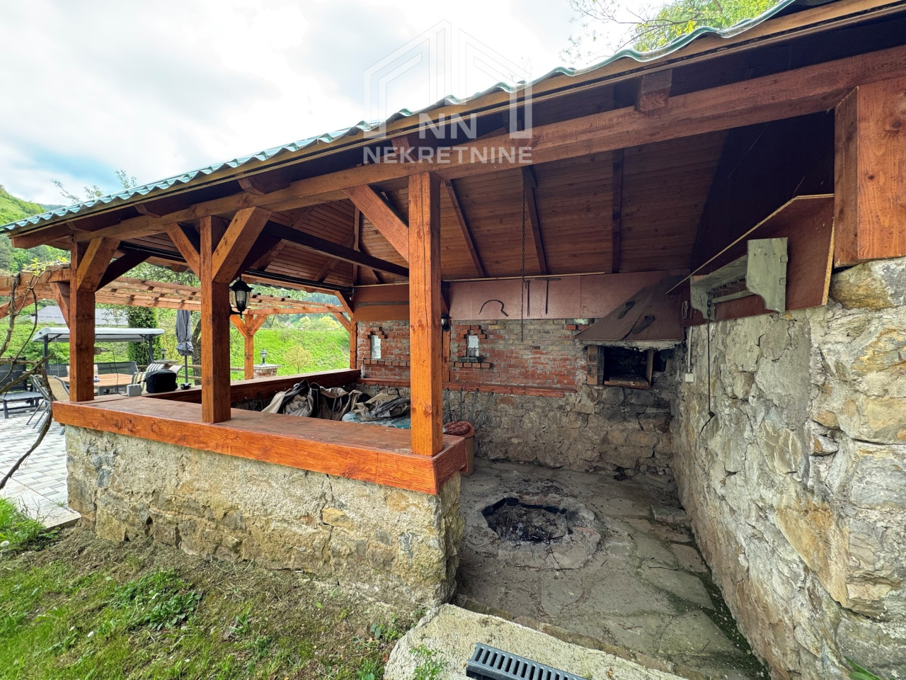 NN Nekretnine : Kuća sa bazenom - Dabravine / Vareš / Breza 12