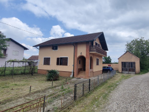 Kuća Gradiška, Dubrave