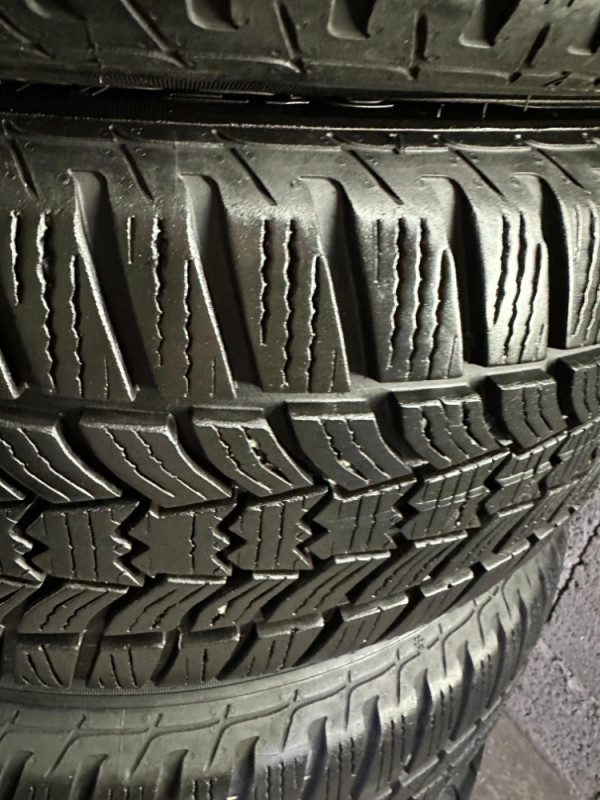 Gume Sava Eskimo HP2 215/55 17" kao nove