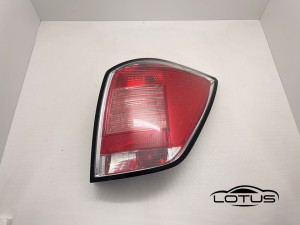 Desna štoplampa Opel ASTRA H KARAVAN 04-09