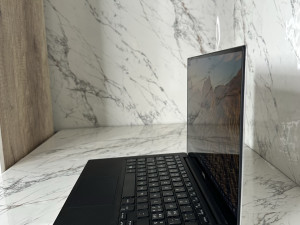 Laptop DELL i7-5500U Ram 8GB/256GB,Ekran na dodir