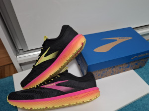 Tene BROOKS original USA brand vrhunske