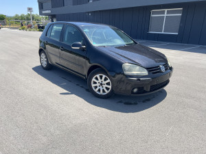 Volkswagen Golf 5 vw golf V 1.6 fsi