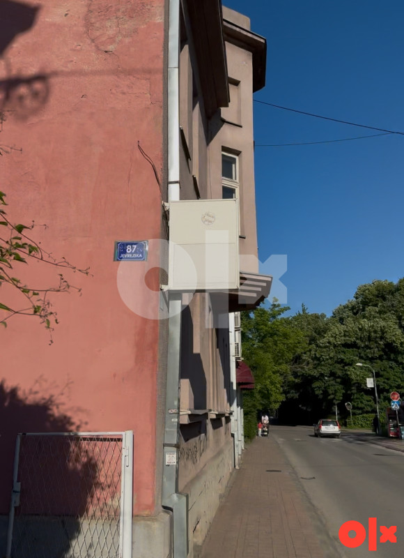 Iznajmljujem Lux Poslovni Prostor Renoviran Banja Luka centar 8