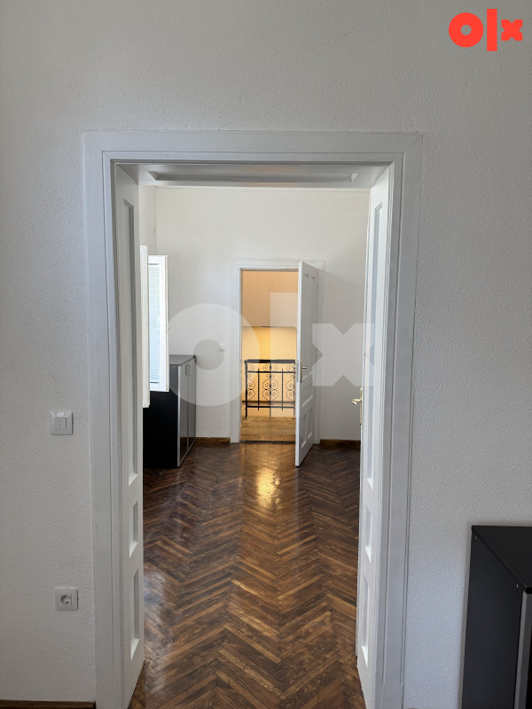 Iznajmljujem Lux Poslovni Prostor Renoviran Banja Luka centar 6