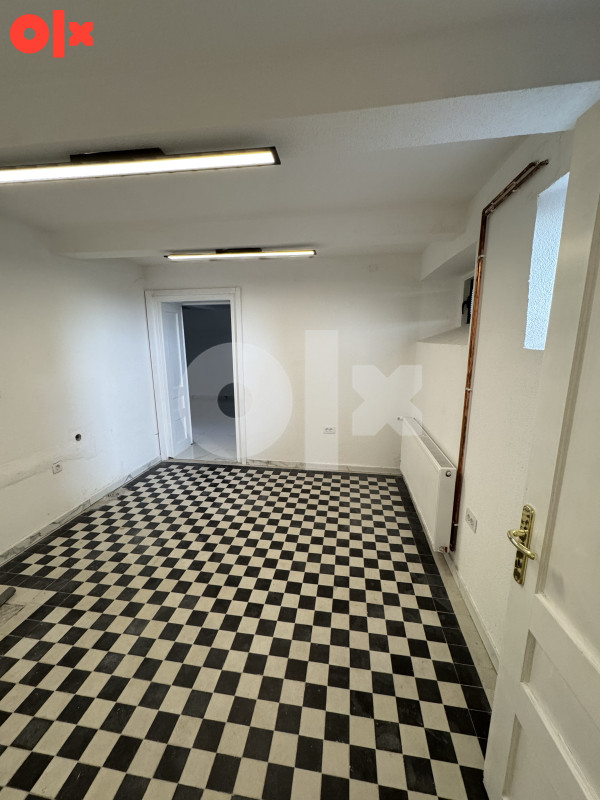 Iznajmljujem Lux Poslovni Prostor Renoviran Banja Luka centar 14