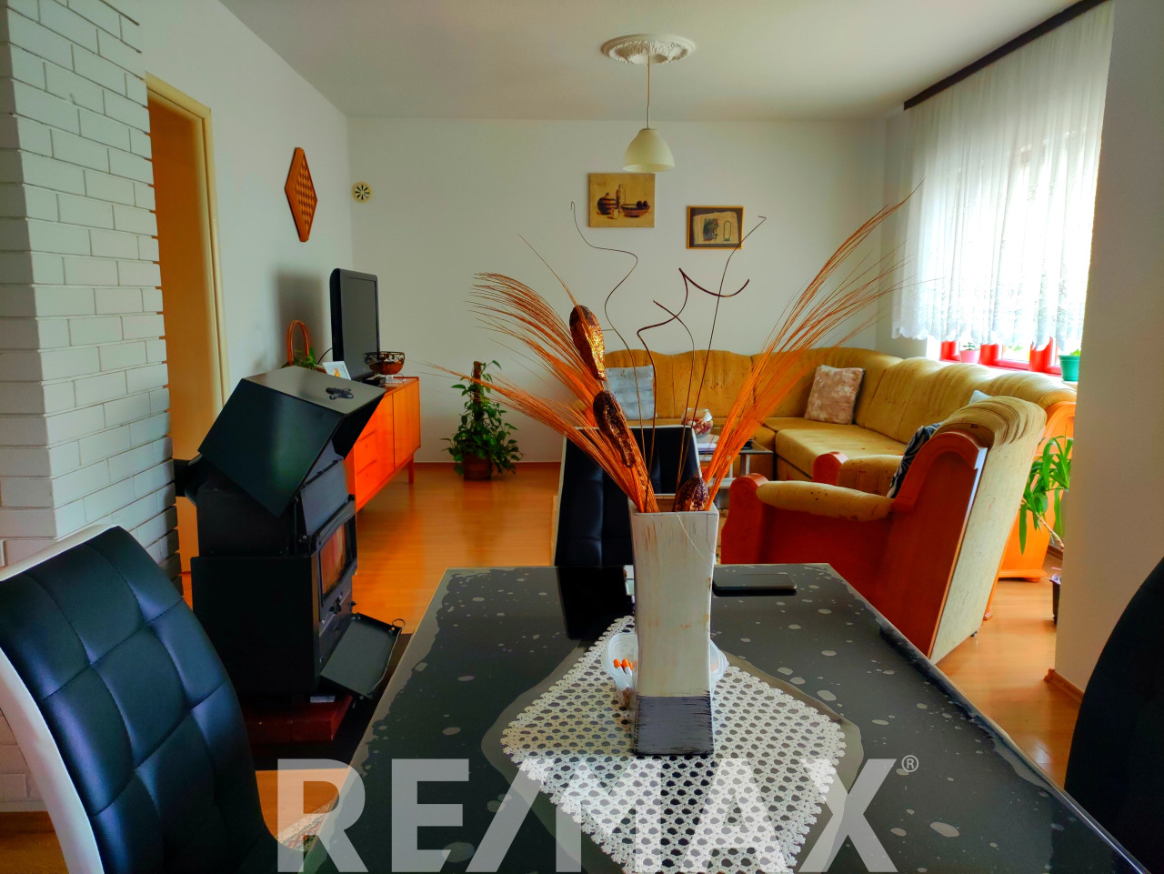 ODLIČNA RENOVIRANA KUĆA 162m2,KOTOR VAROŠ 11