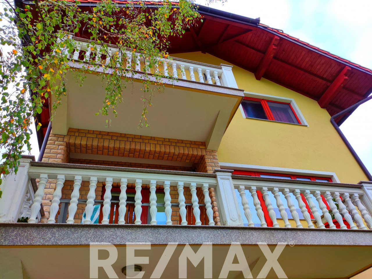 ODLIČNA RENOVIRANA KUĆA 162m2,KOTOR VAROŠ 24