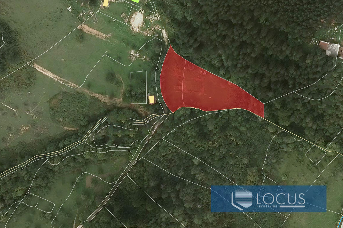 LOCUS: Zemljište površine 3.729m2, Panjina Kula, Centar 16