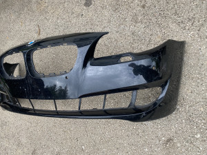 Bmw 5 f10 facelift prednji branik karambolma