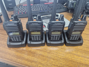 Yaesu FT 4X