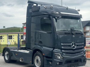 Mercedes-Benz Actros 1843