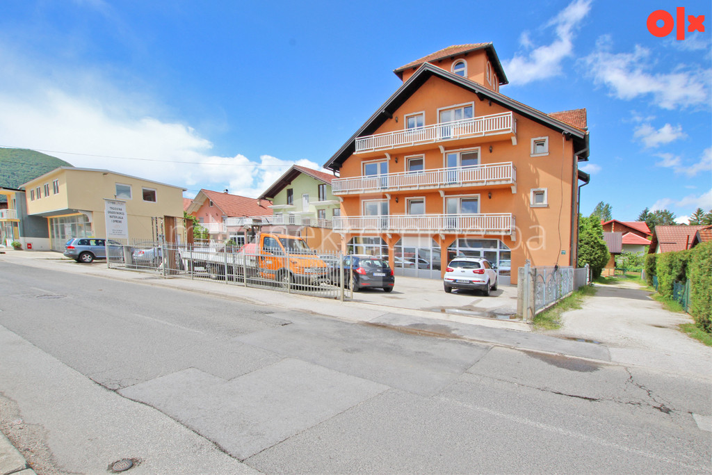 m2: Ilidža, Osjek / kuća 600m2 / tri stana / poslovni prostor