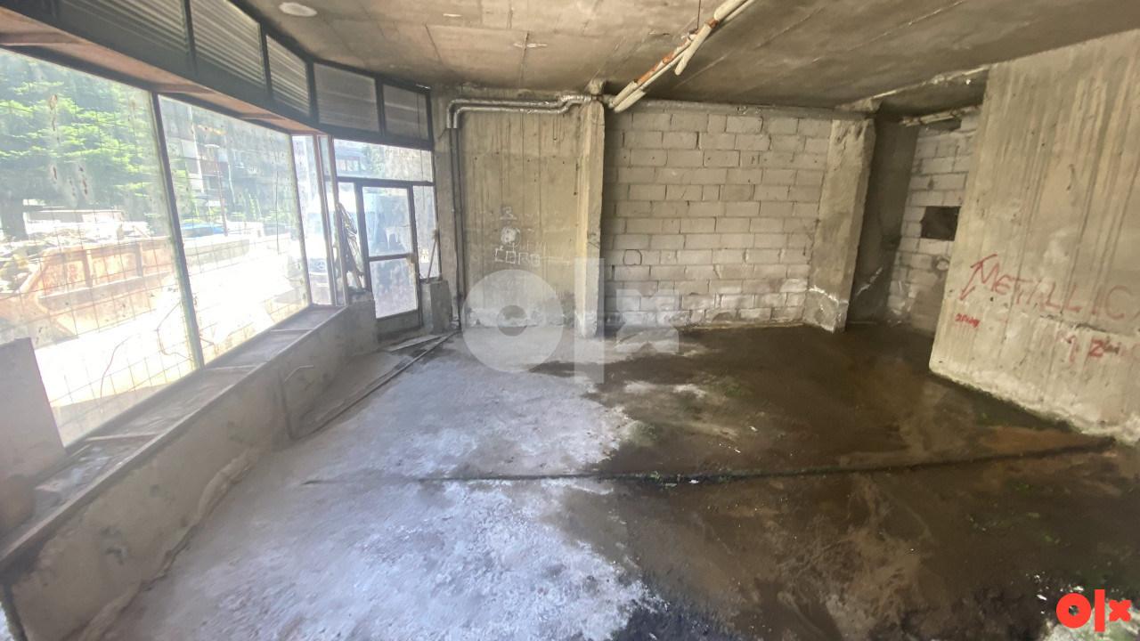 POSLOVNI PROSTOR 77 m2 CENTAR NOVOG TRAVNIKA Roh-Bau 2