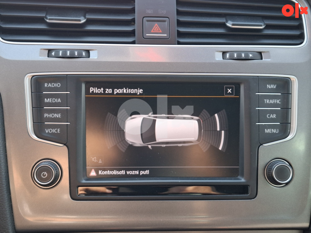 Volkswagen Golf 1.6 TDI 2015 LOUNGE OPREMA