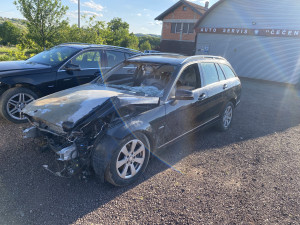 Mercedes w204 c250cdi djelovi dijelovi bih papiri