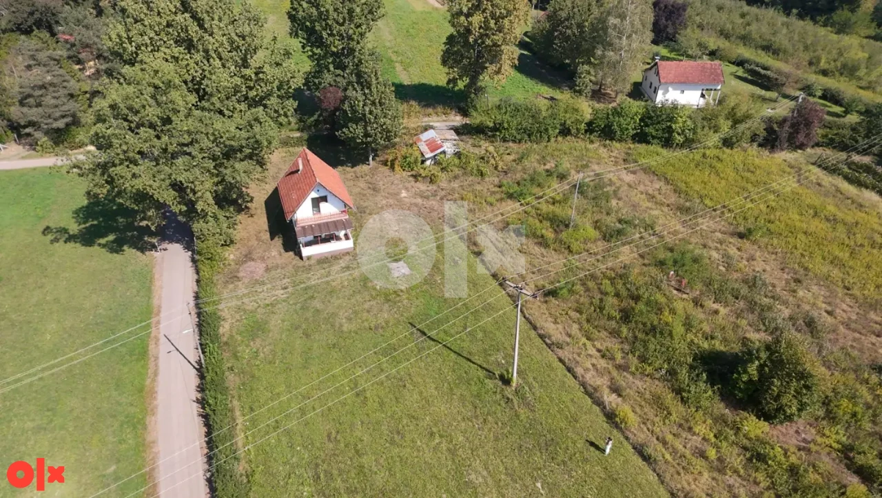 Drugovići, predivna i povoljna vikendica na 2500m2 okuć. 2