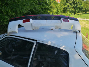 Peugeot 205 gti zadnji spojler pezo