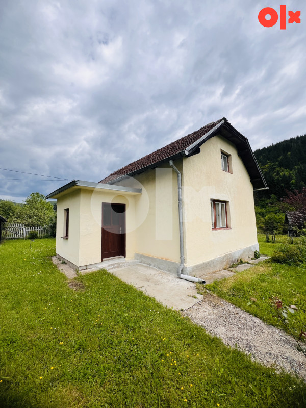 Zemljište i Kuća Podgrab - Vrhprača 8170m2 3