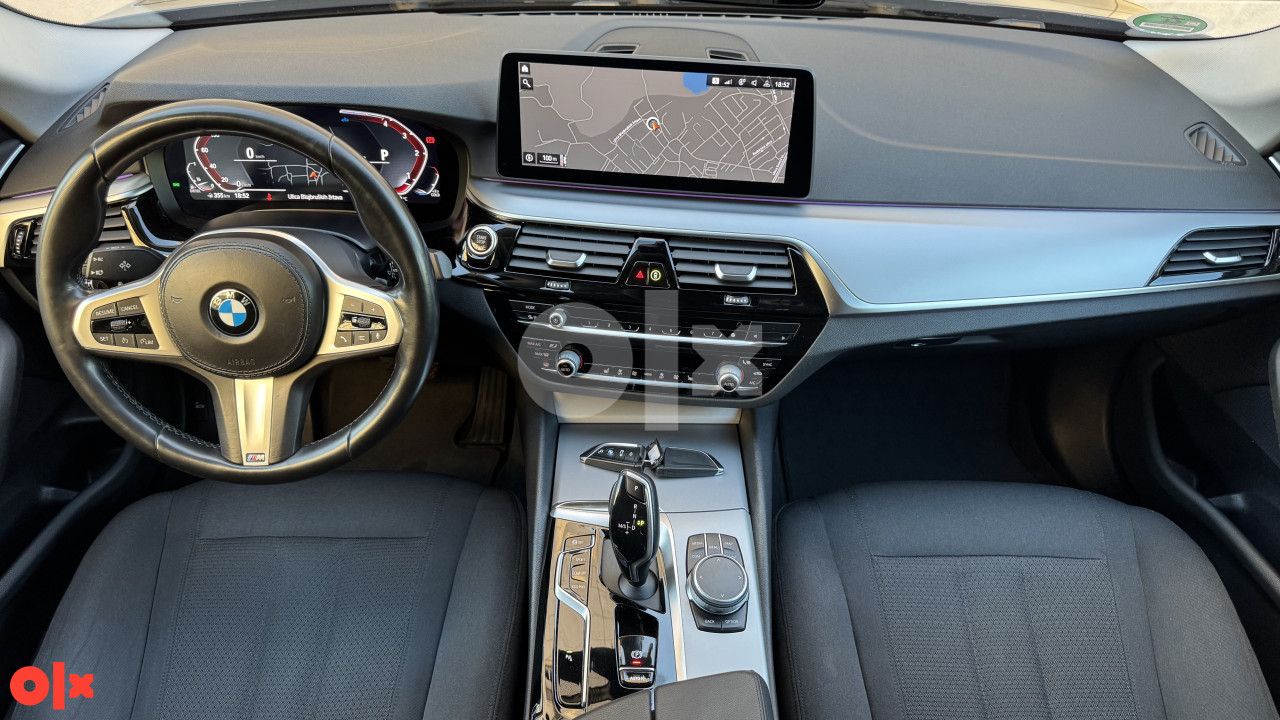 BMW G30 520 D 190ks "Sportpaket" Laser Virtual Kamera Ambient 21G