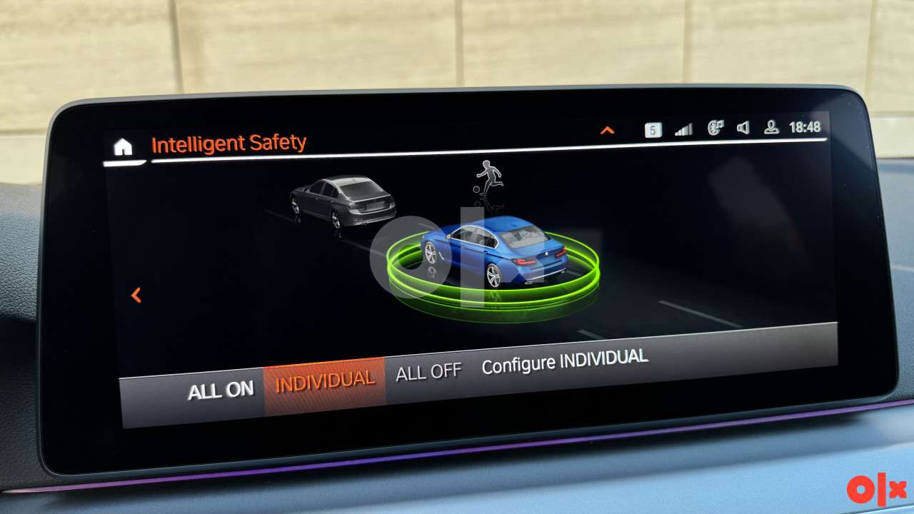 BMW G30 520 D 190ks "Sportpaket" Laser Virtual Kamera Ambient 21G