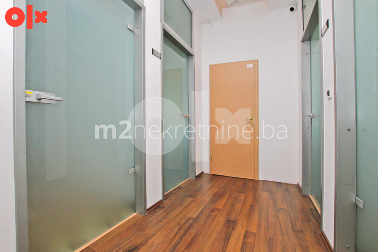m2: Stup / Poslovni objekat / 1500m2 11