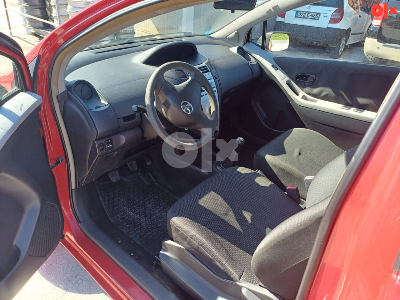 Toyota Yaris 2008 godina 1.0 benzin 51KW
