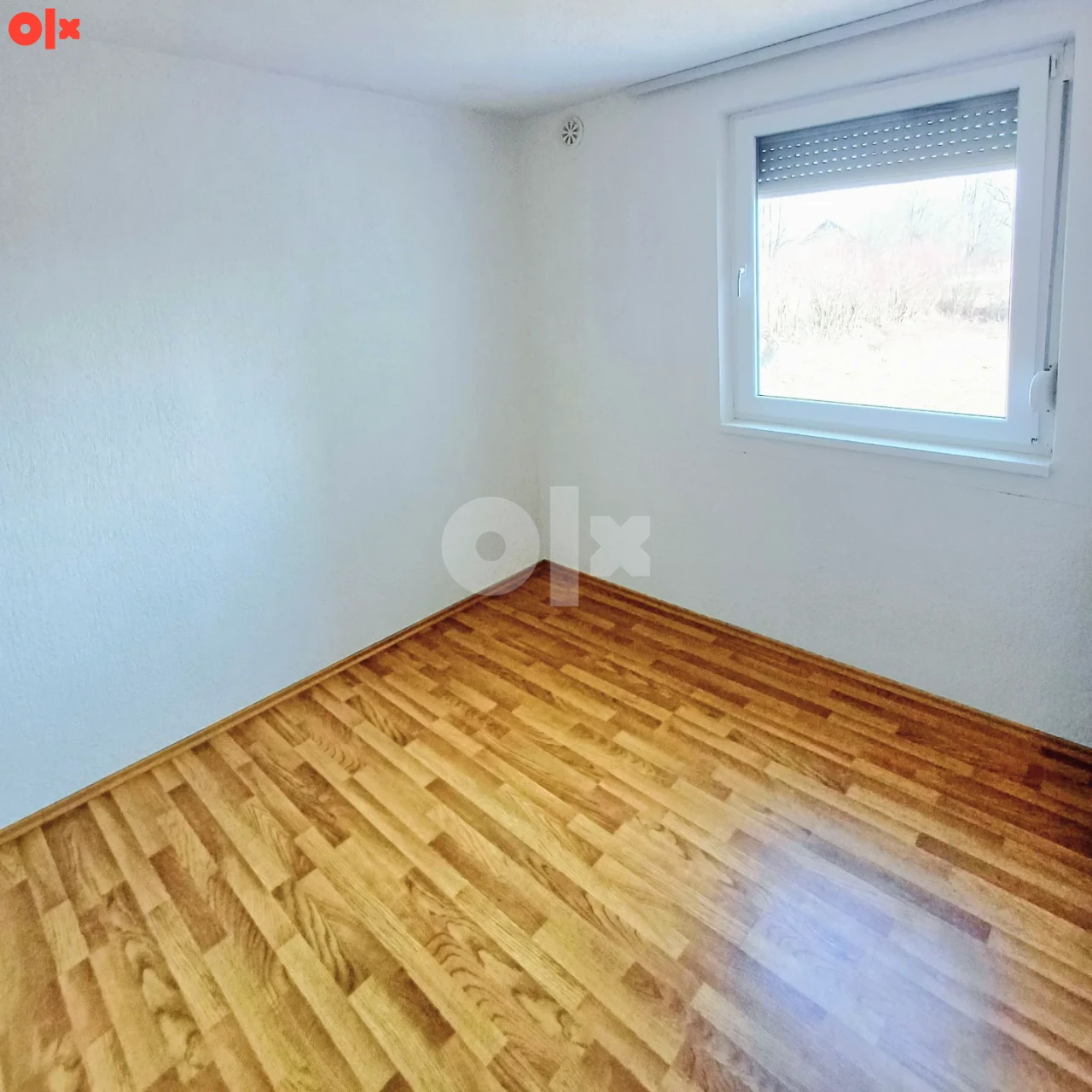 Kuća 200m2 + plac 4 dunuma, useljiva, 7min od centra Prijedor 10
