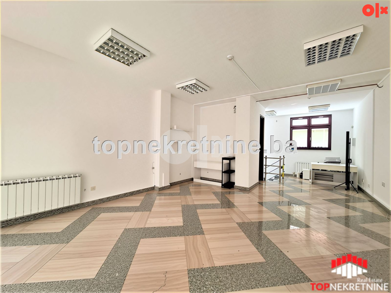 Dvoetažni poslovni prostor od 109m2 u blizini Predsjedništva BiH