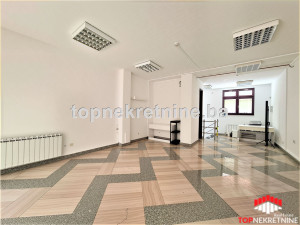 Dvoetažni poslovni prostor od 109m2 u blizini Predsjedništva BiH