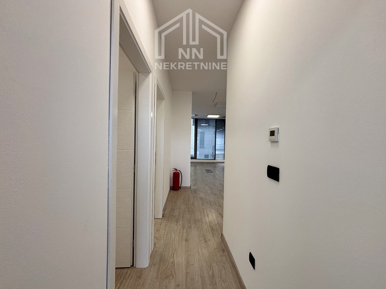 NN Nekretnine - Kancelarijski prostor 124m2 - Importanne 13