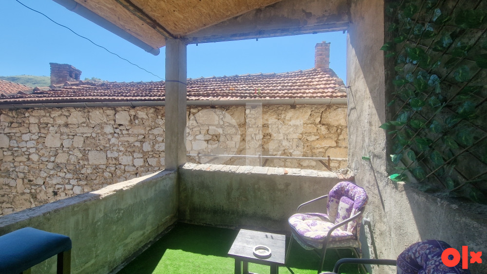 Kuća sa tri apartmana, Mostar I Sky