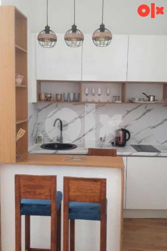 Kuća sa tri apartmana, Mostar I Sky