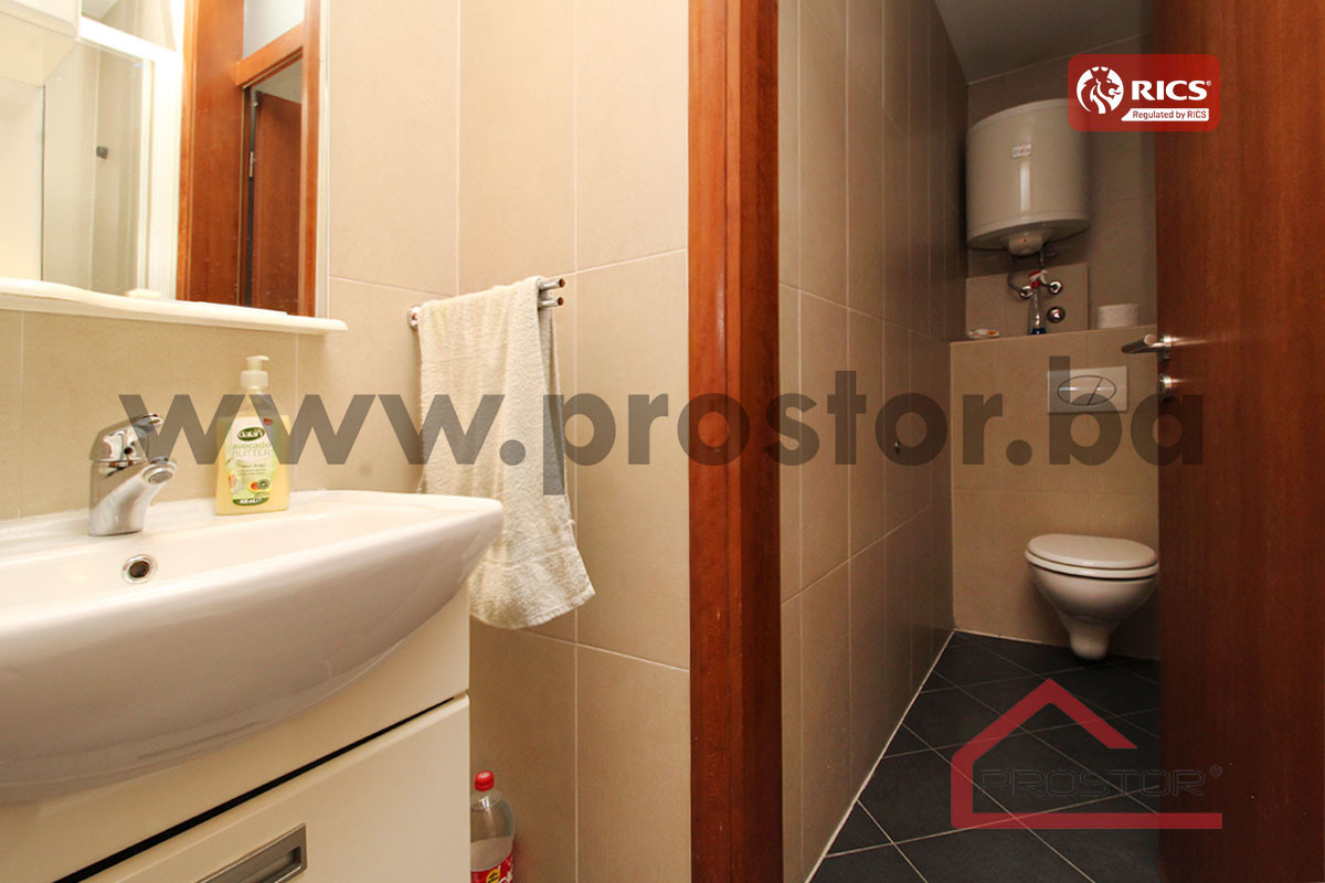 PROSTOR prodaje: Kancelarijski prostor, 142m2, Velešići 18