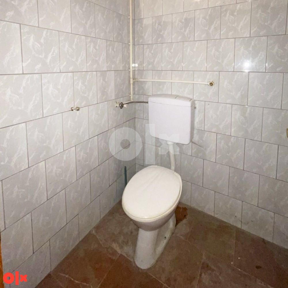 Poslovni prostor 180m2 Gradiška 8