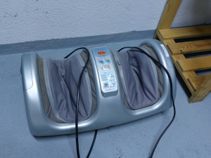 Masazer za noge i ruke