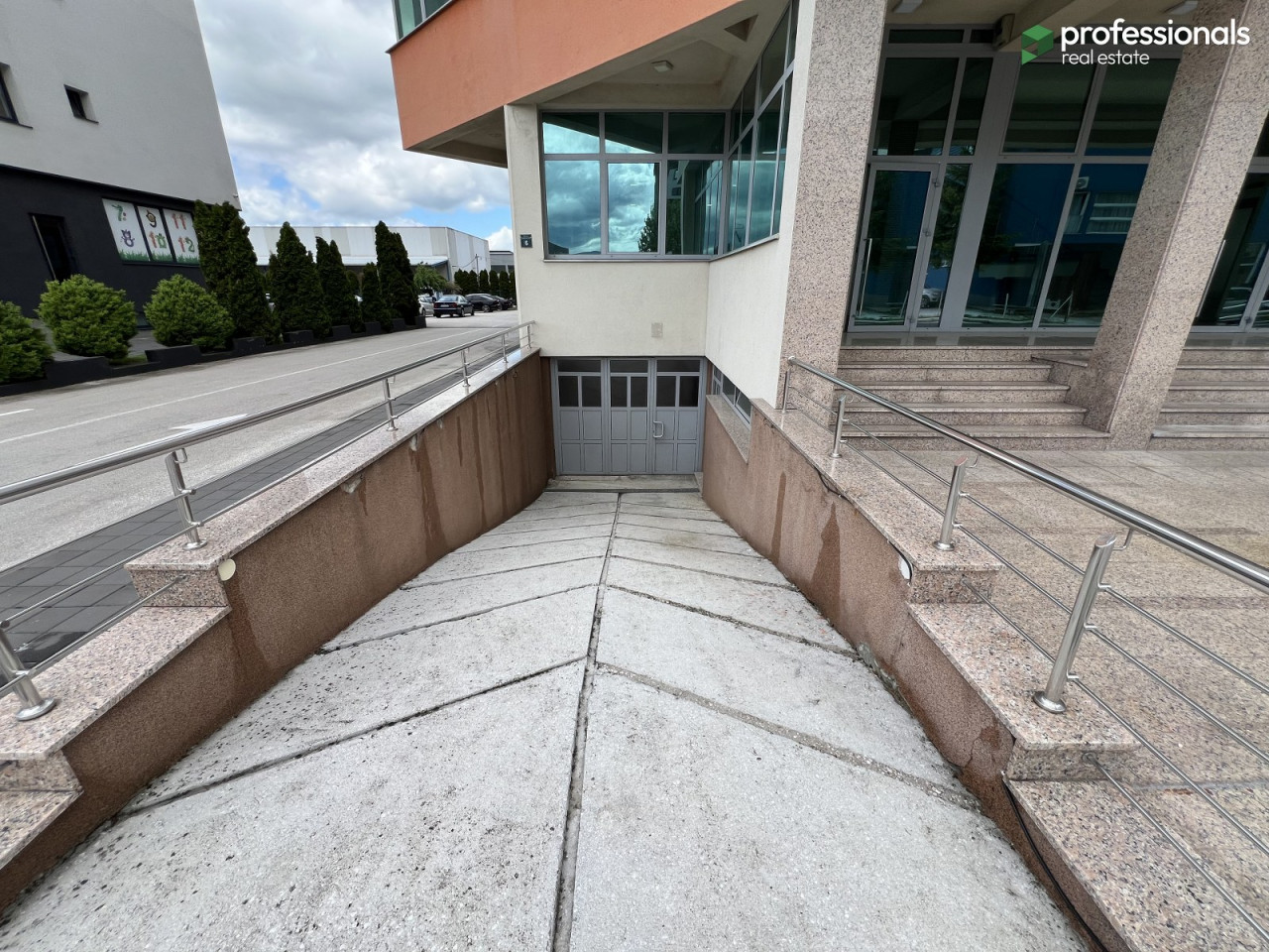 Poslovni prostor Stup Ilidža Sarajevo 150 m2 9