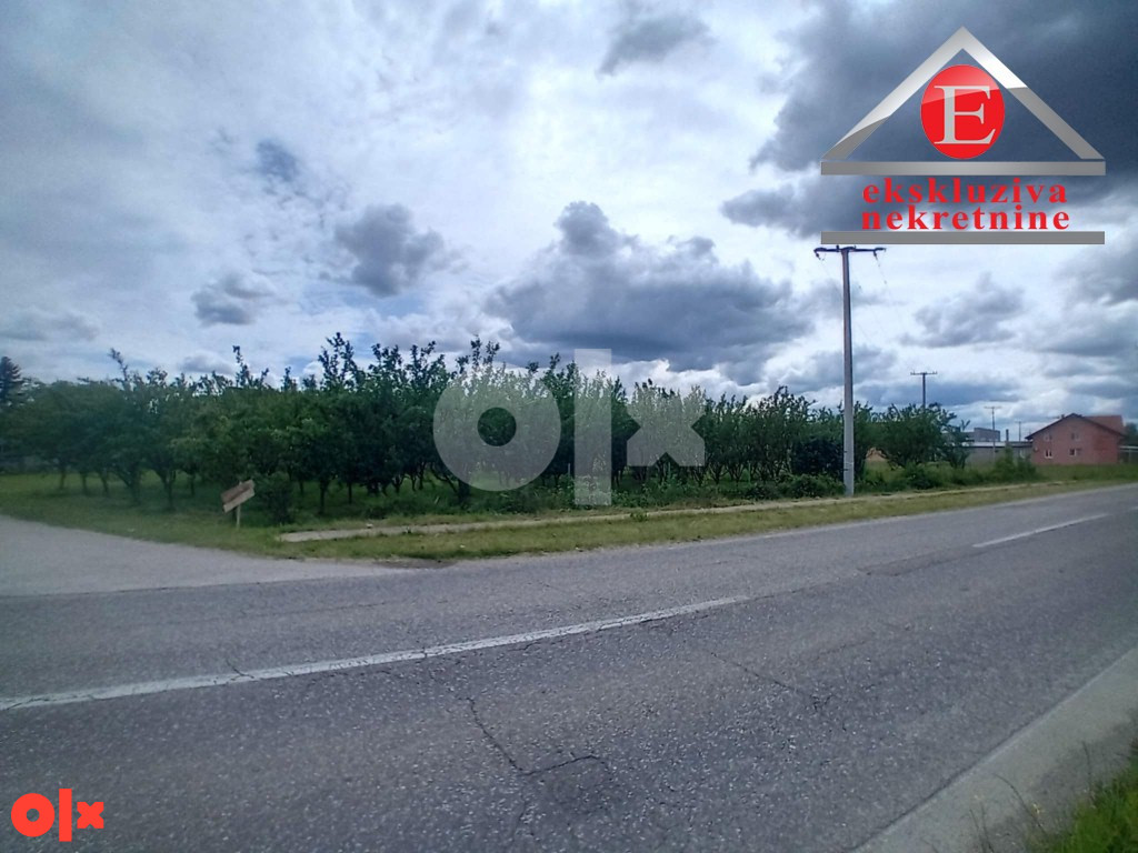 Zemljište površine 3.134m2 i kuća na glavnom putu ID 4033/DŠ