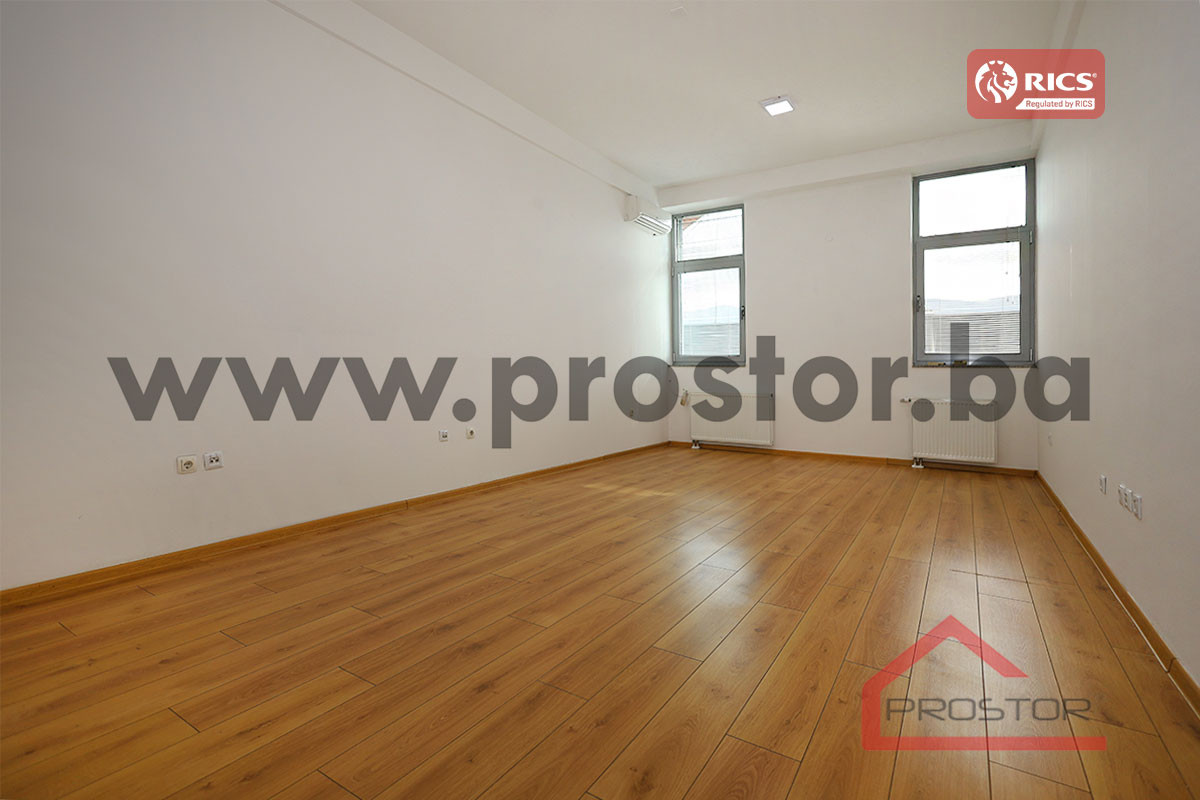 PROSTOR izdaje: Poslovni prostori, 45m2-1500m2, Stup 12