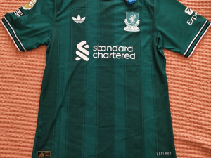 Liverpool dres 2025/26 treća garnitura