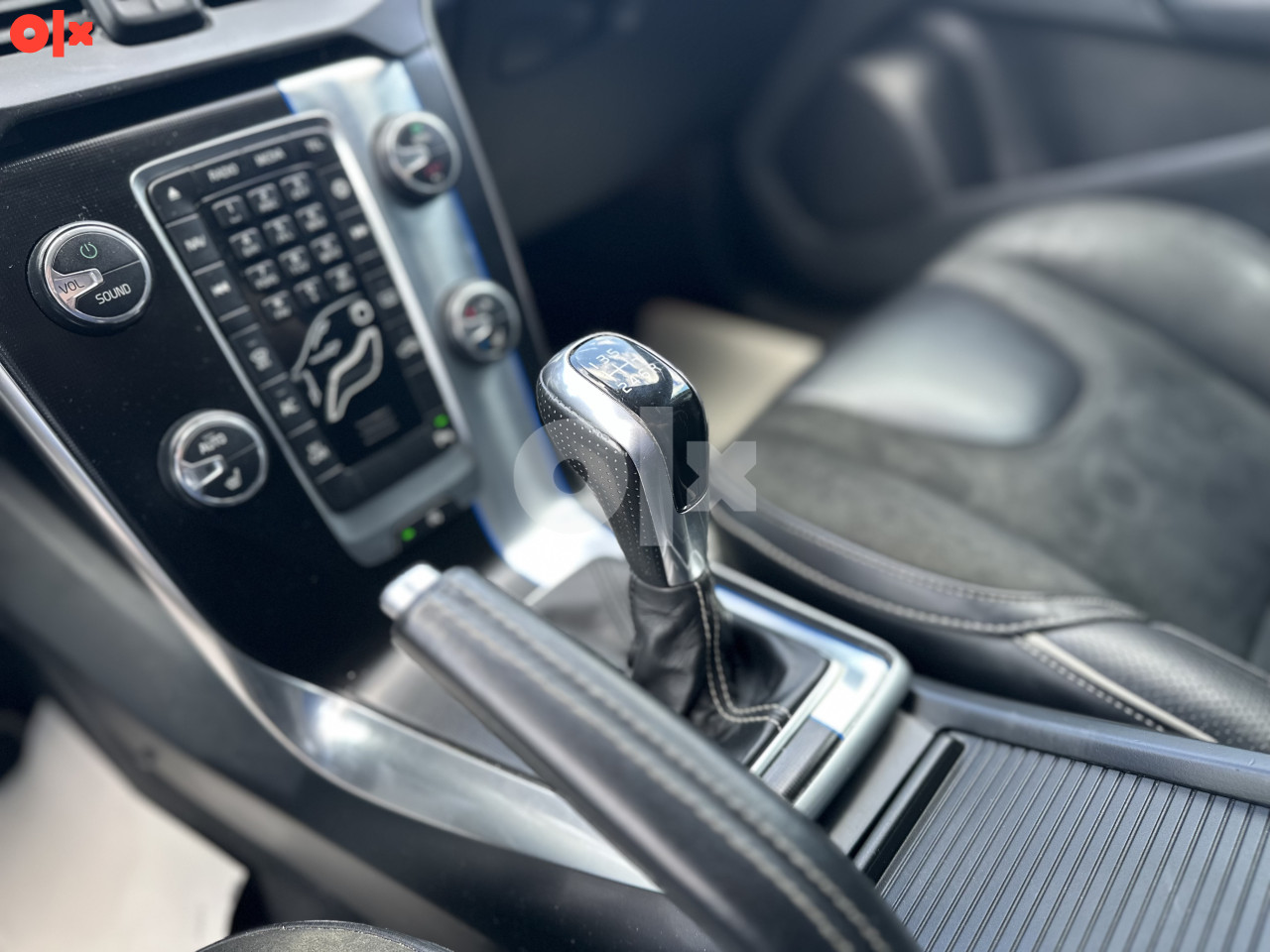 VOLVO V40 D2 R-DESIGN