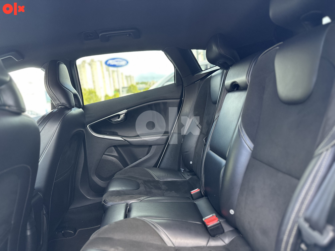 VOLVO V40 D2 R-DESIGN