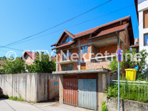 Kuća i dvorište - Novo Sarajevo - Hrasno brdo - 266 m2 photo 2