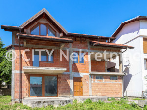 Kuća i dvorište - Novo Sarajevo - Hrasno brdo - 266 m2 photo 3