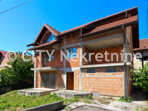 Kuća i dvorište - Novo Sarajevo - Hrasno brdo - 266 m2 photo 4