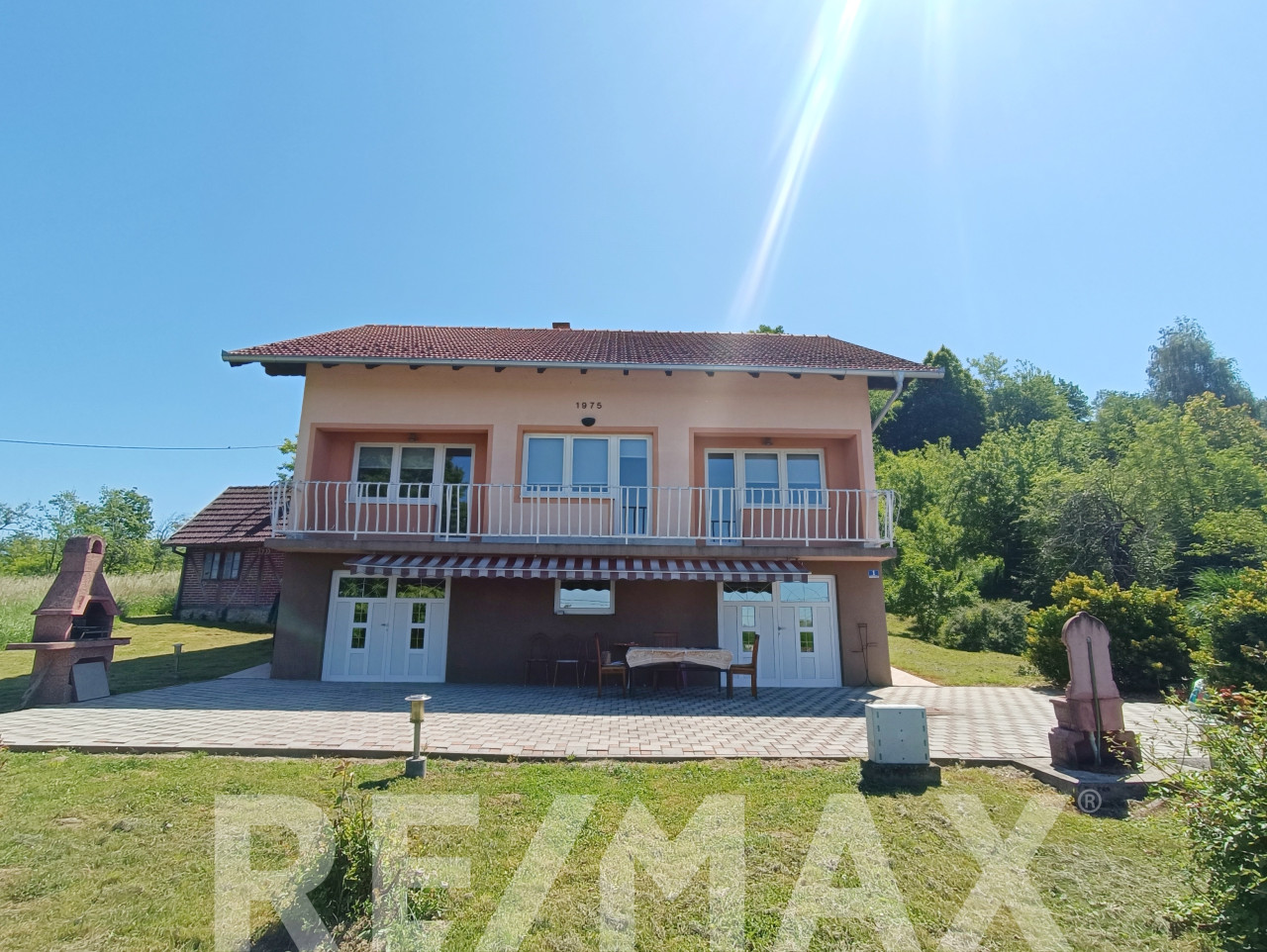 Renovirana kuća sa pet spavaćih soba-Kriškovci 3