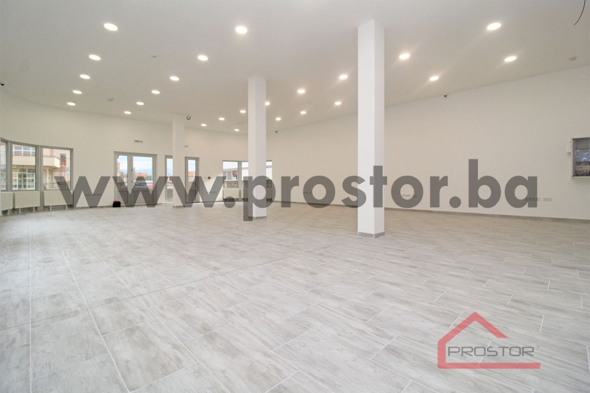PROSTOR izdaje: Višenamjenski poslovni prostor, Osik 2