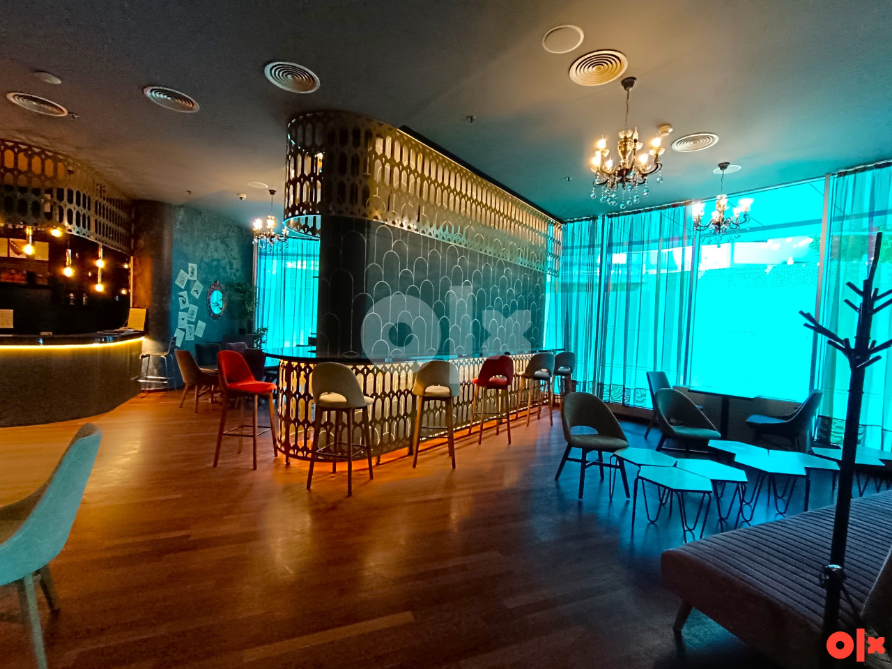 Namješten caffe bar 86m2 Centar 9