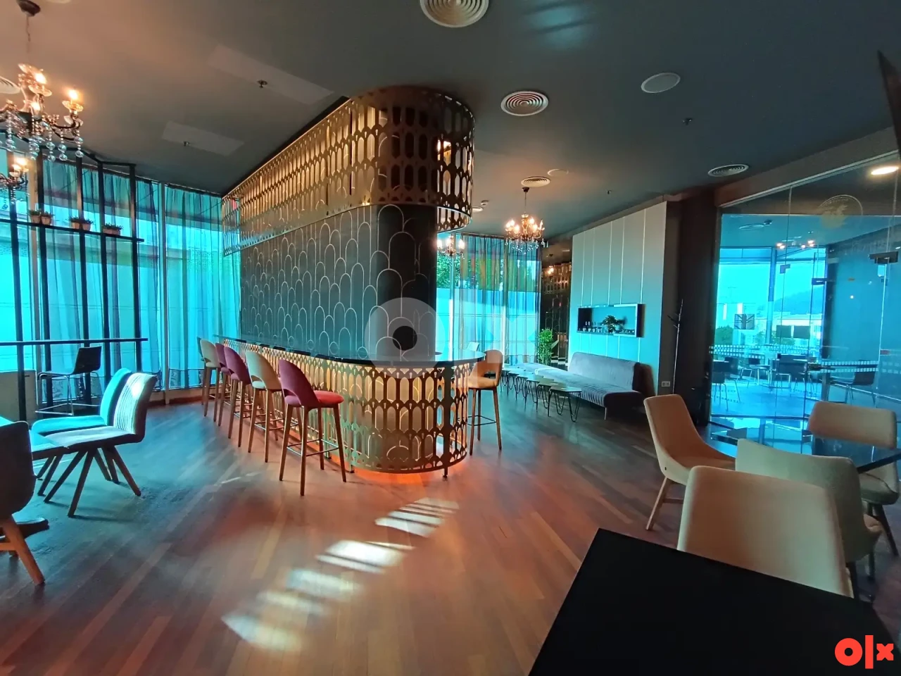 Namješten caffe bar 86m2 Centar 3